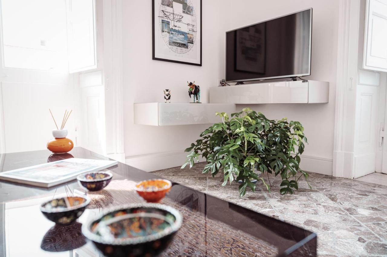 Art View Luxury Apartment *