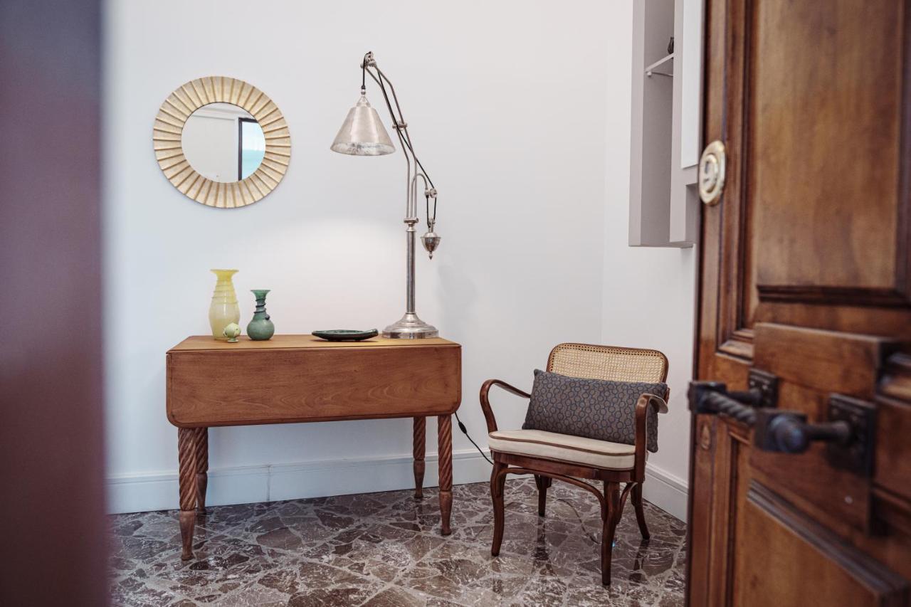 Art View Luxury Apartment *