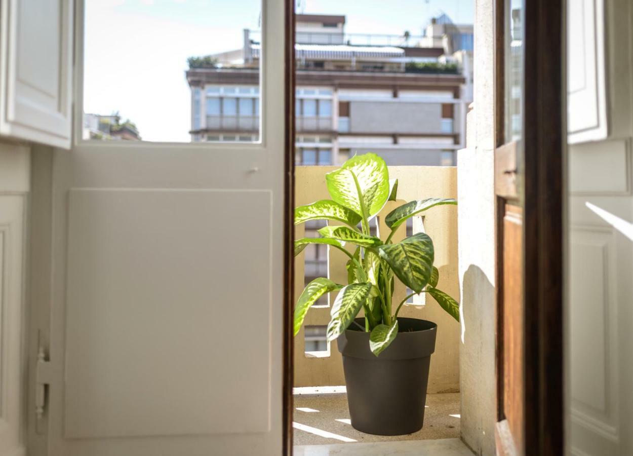 Art View Luxury Apartment *